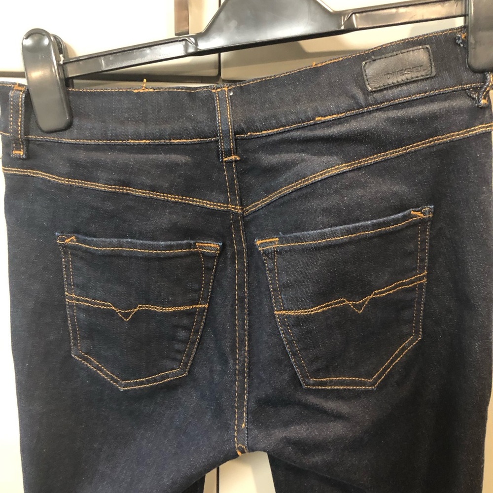 Deisel ®️ Ladies Jeans - Picture 6 of 7